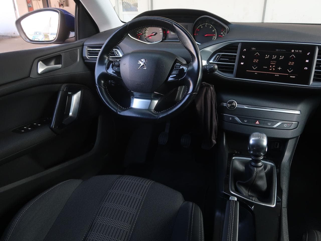 2018 Peugeot 308 - 10
