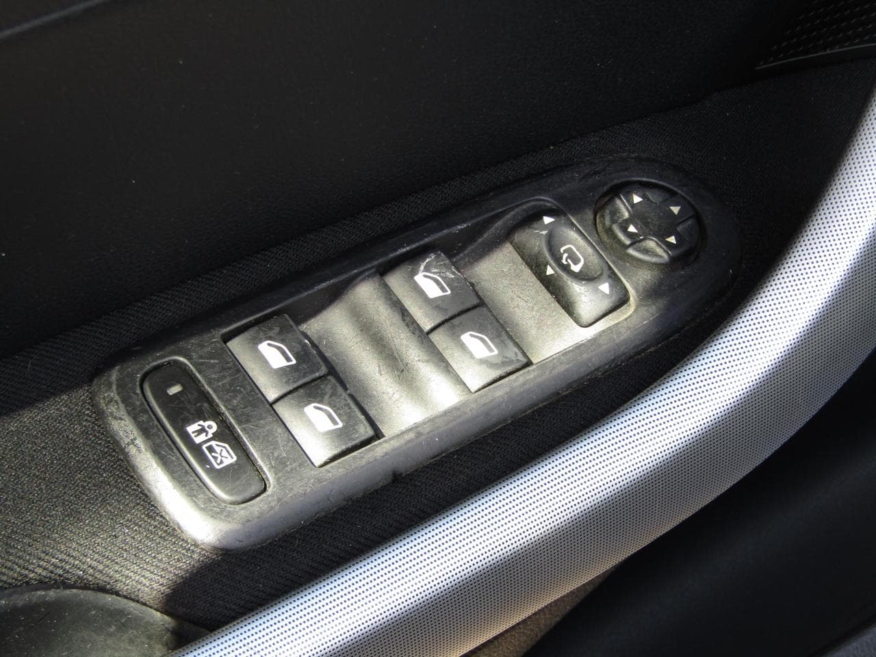 2008 Peugeot 308 - 11