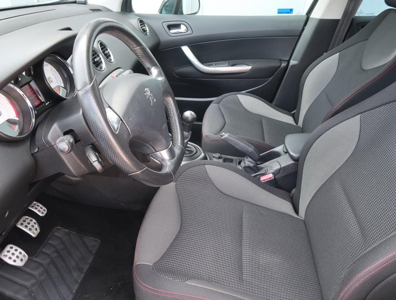 2011 Peugeot 308 - 16
