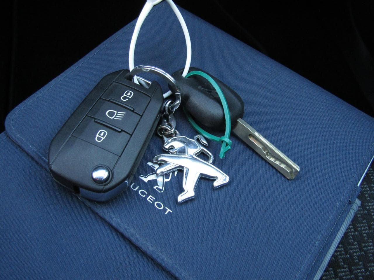 2018 Peugeot 308 - 19