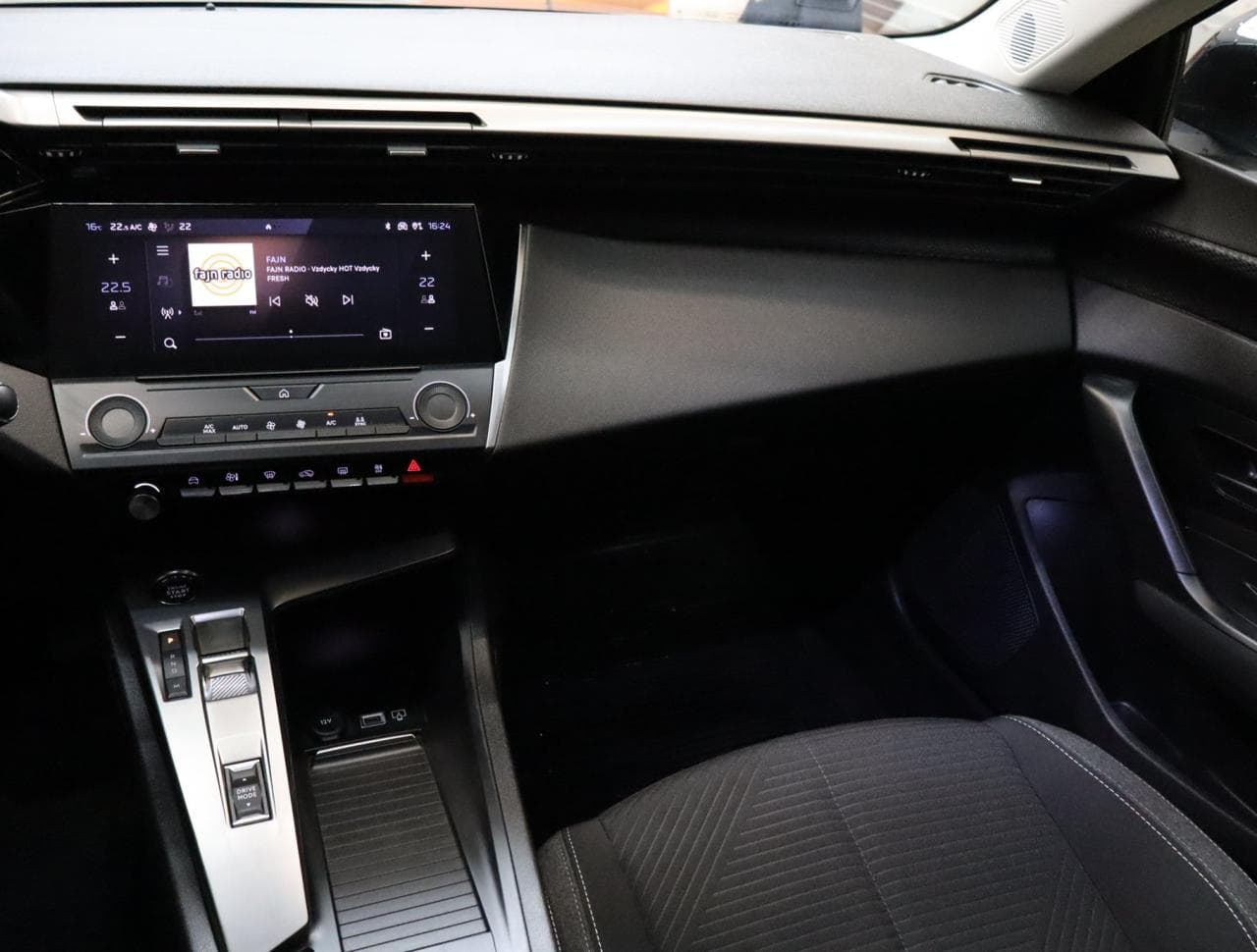 2024 Peugeot 308 - 11