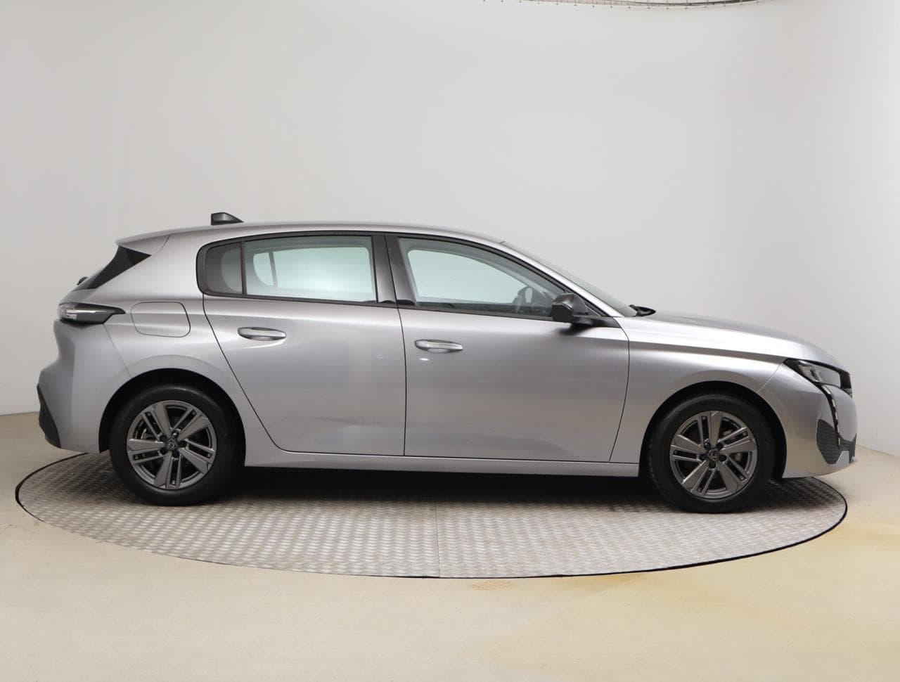 2024 Peugeot 308 - 8