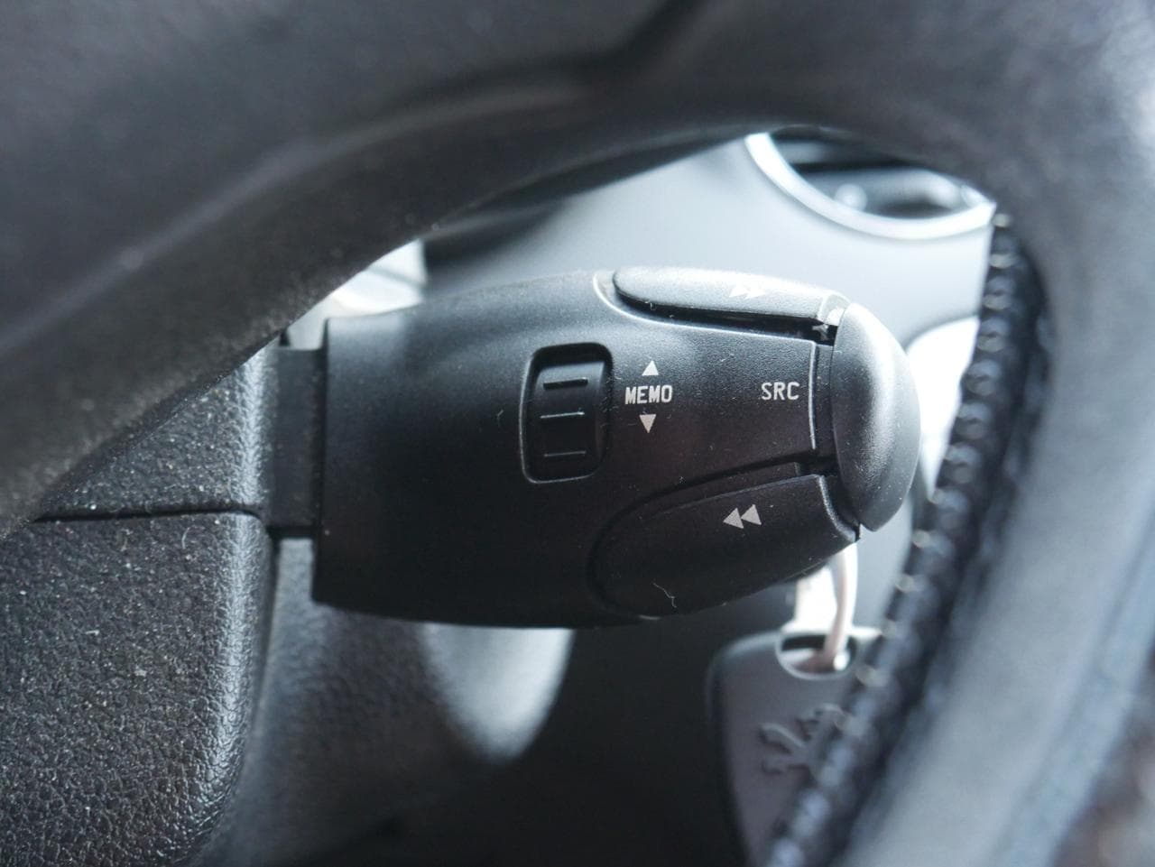 2012 Peugeot 308 - 12