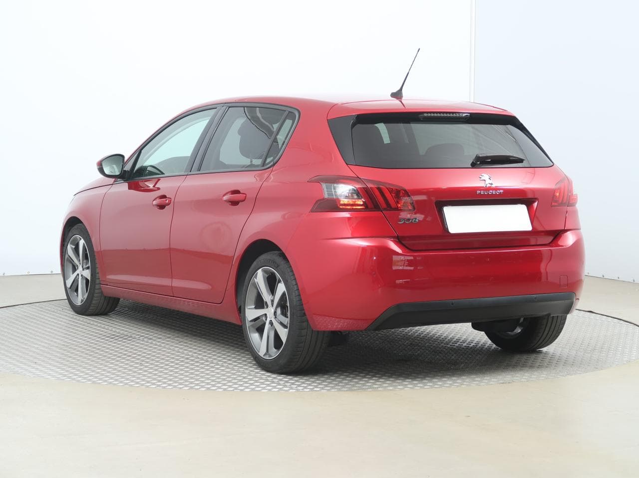 2018 Peugeot 308 - 5