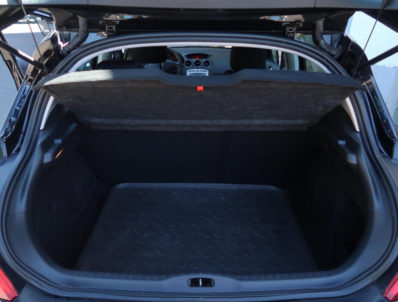2010 Peugeot 308 - 19