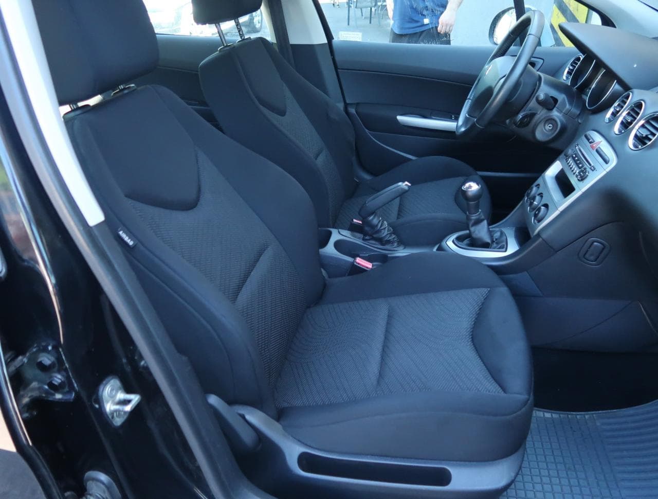2010 Peugeot 308 - 12