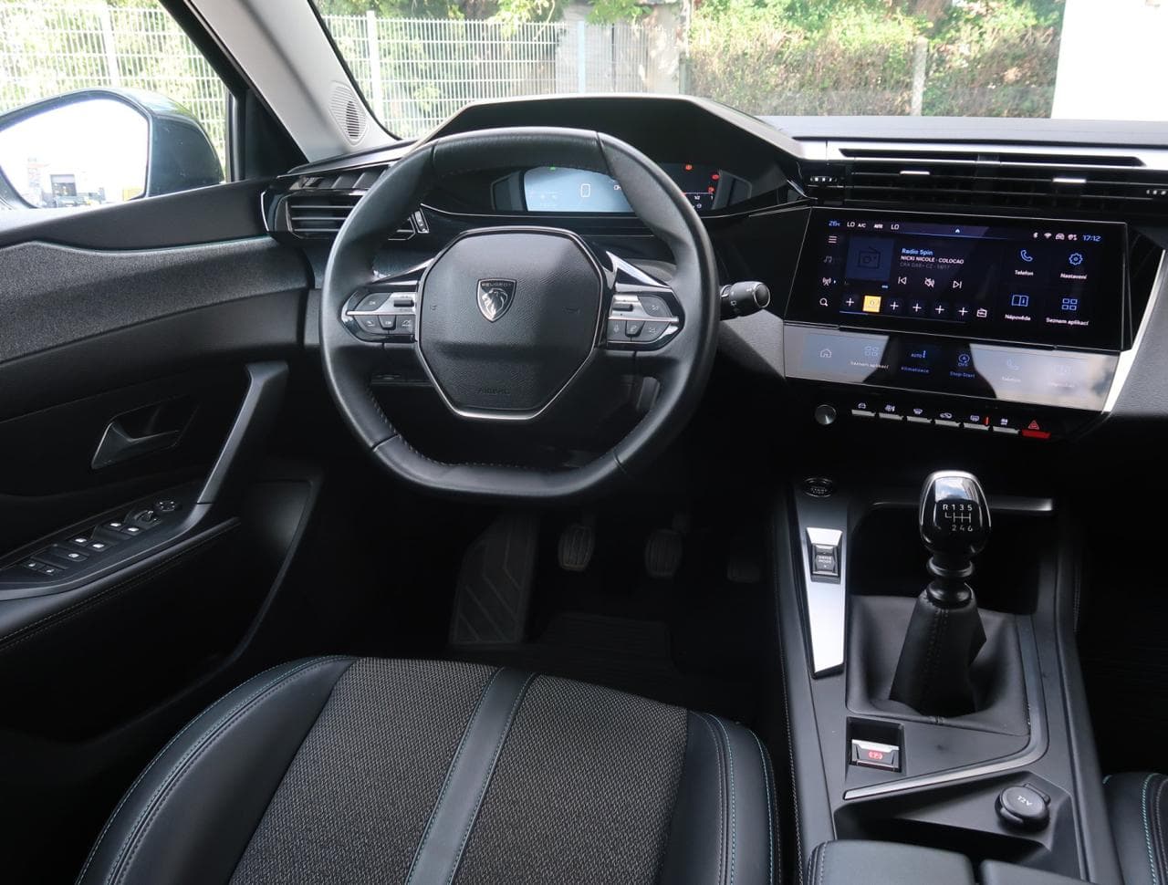 2022 Peugeot 308 - 14