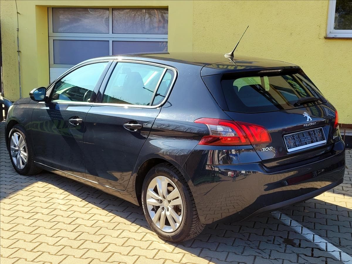 2020 Peugeot 308 - 8