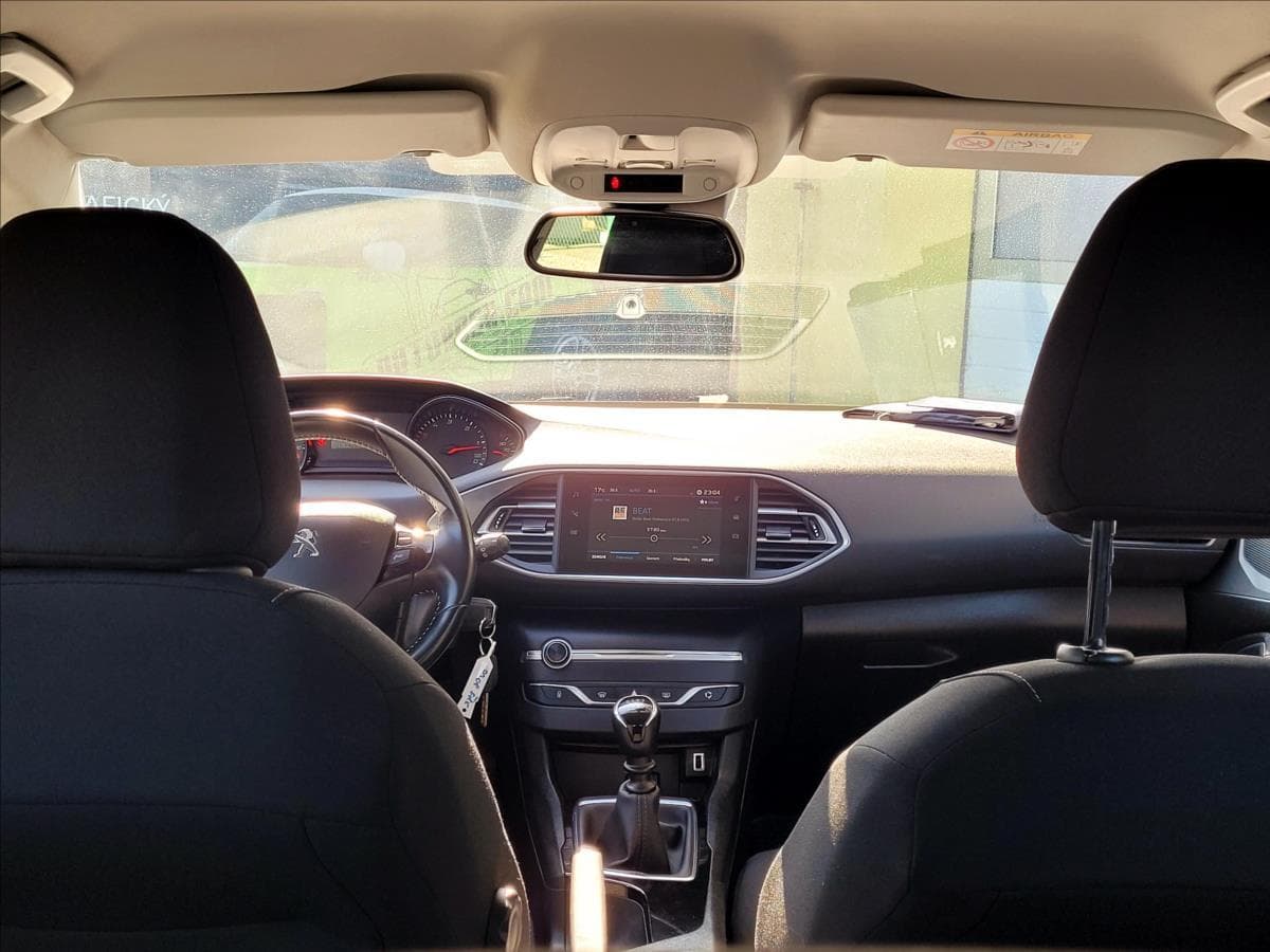 2020 Peugeot 308 - 14