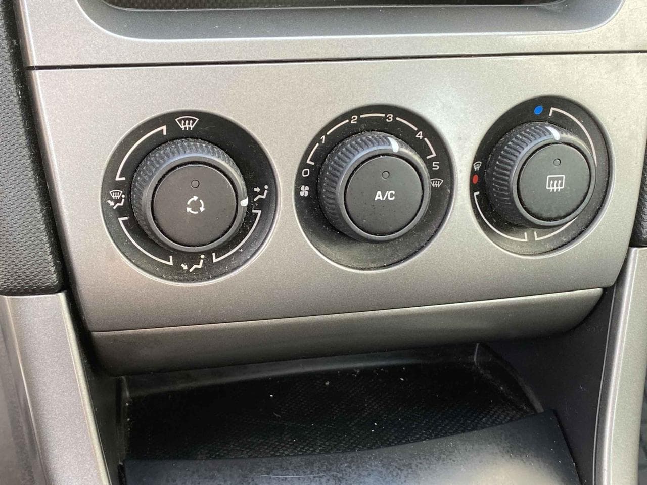 2013 Peugeot 308 - 28