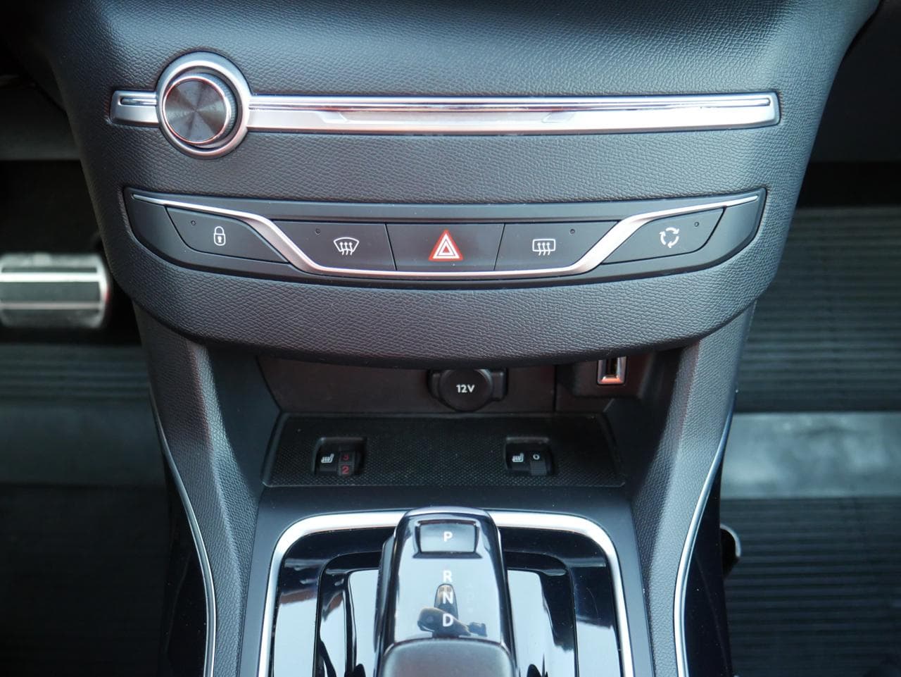 2019 Peugeot 308 - 16