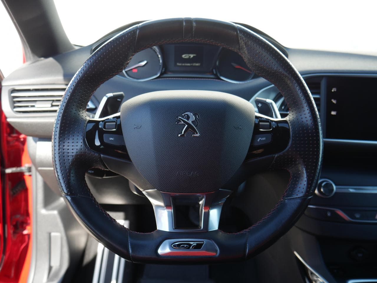 2019 Peugeot 308 - 18