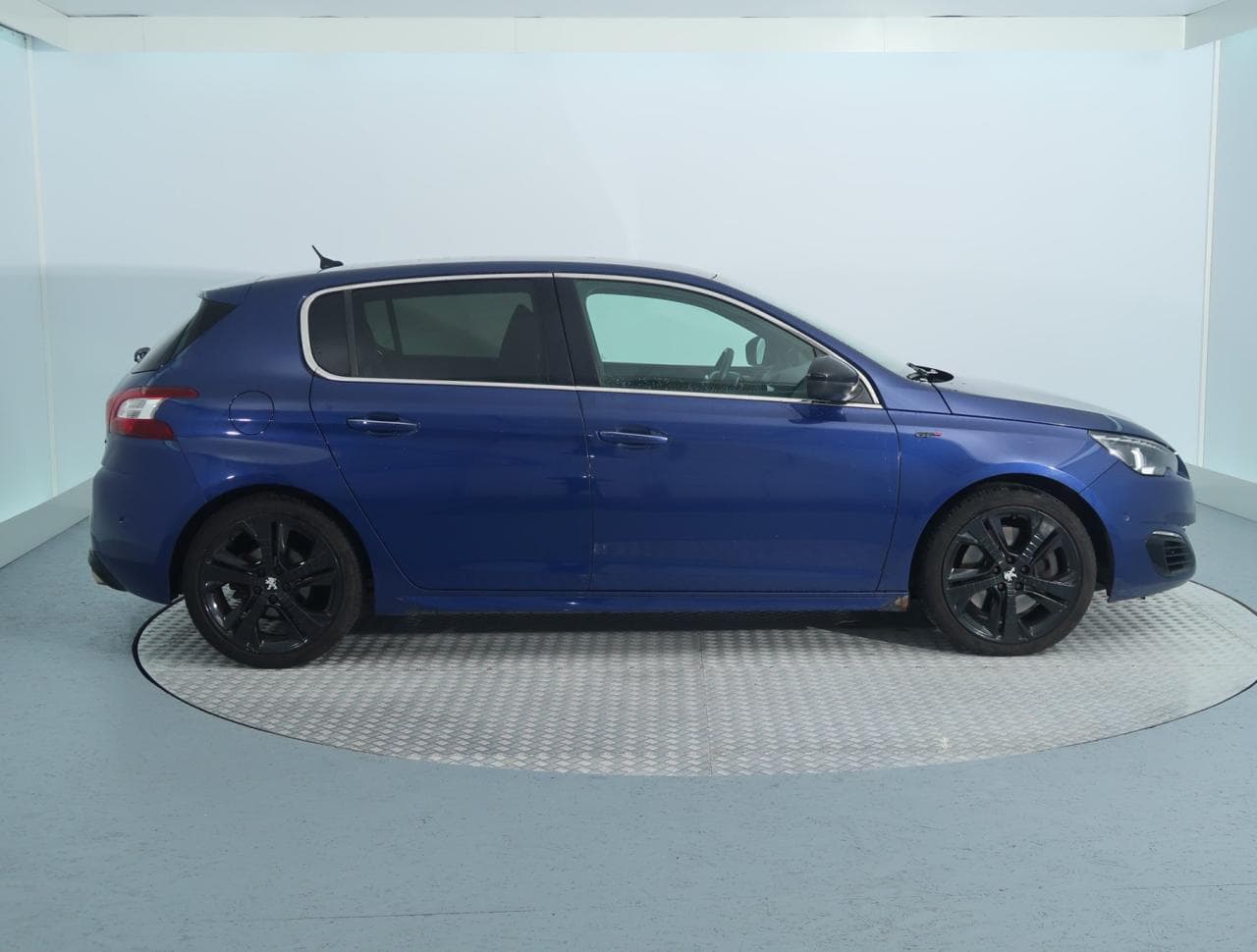 2016 Peugeot 308 - 8