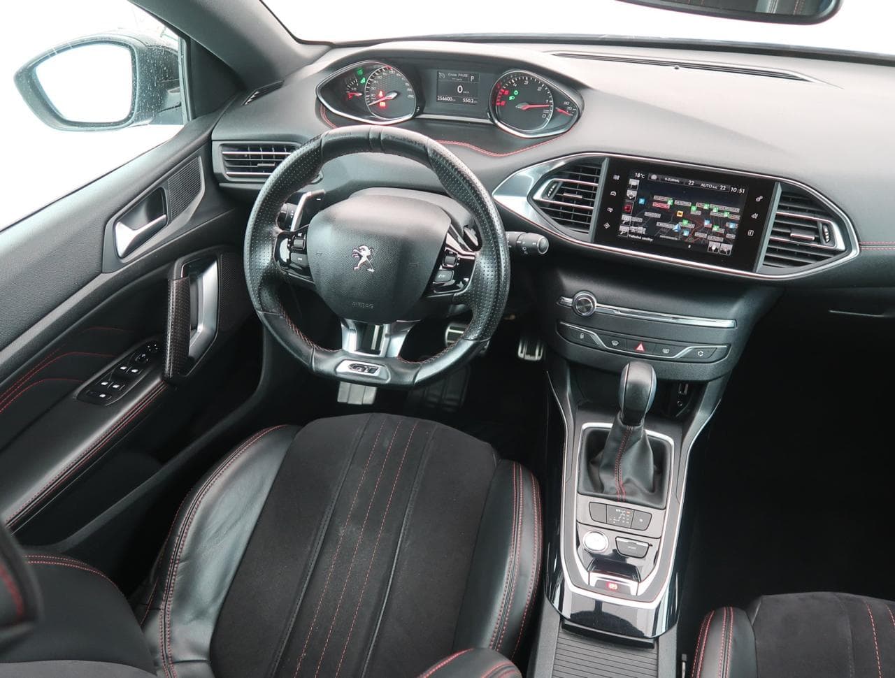 2016 Peugeot 308 - 9