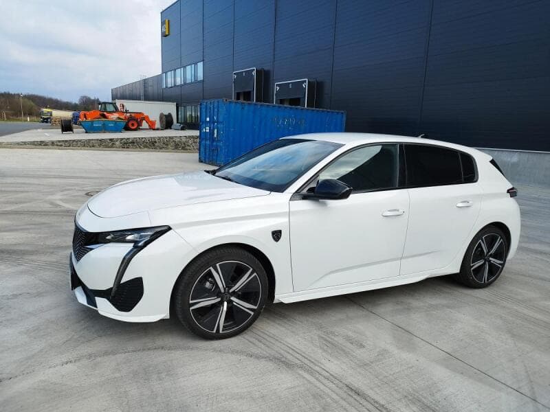 2023 Peugeot 308 - 8