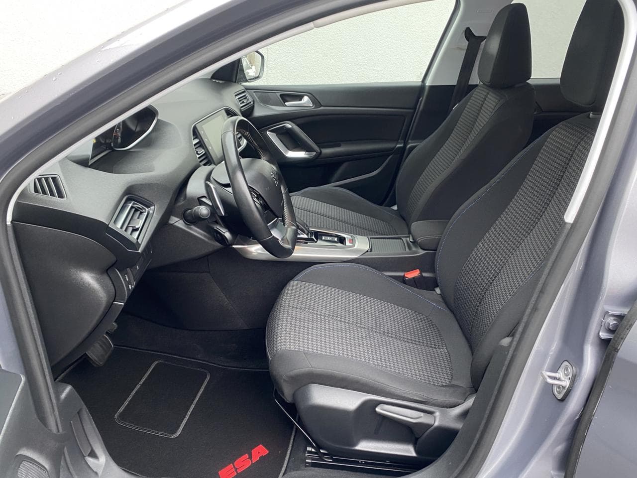 2018 Peugeot 308 - 9