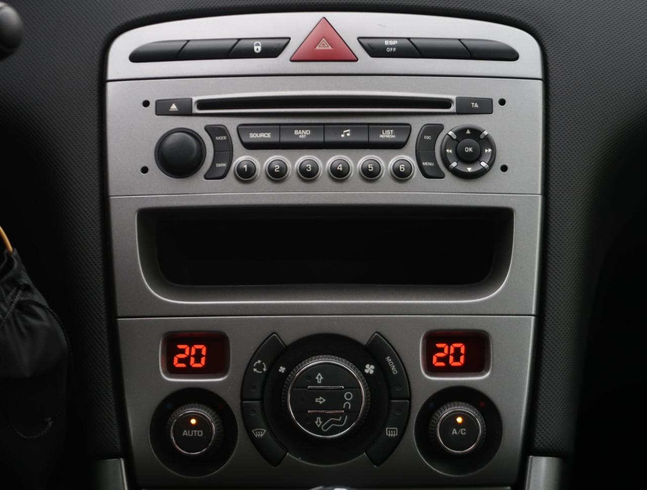 2012 Peugeot 308 - 18