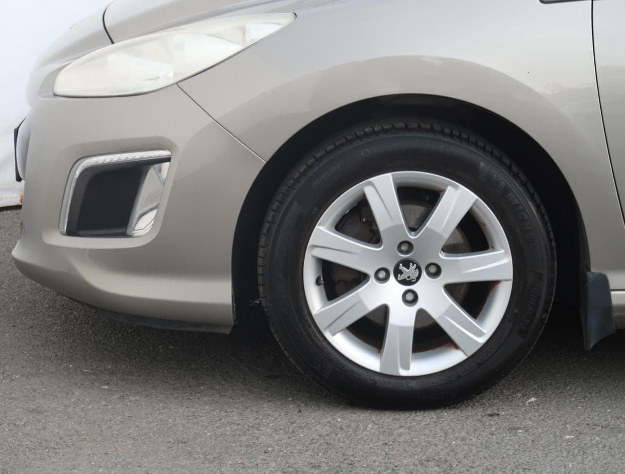2012 Peugeot 308 - 20