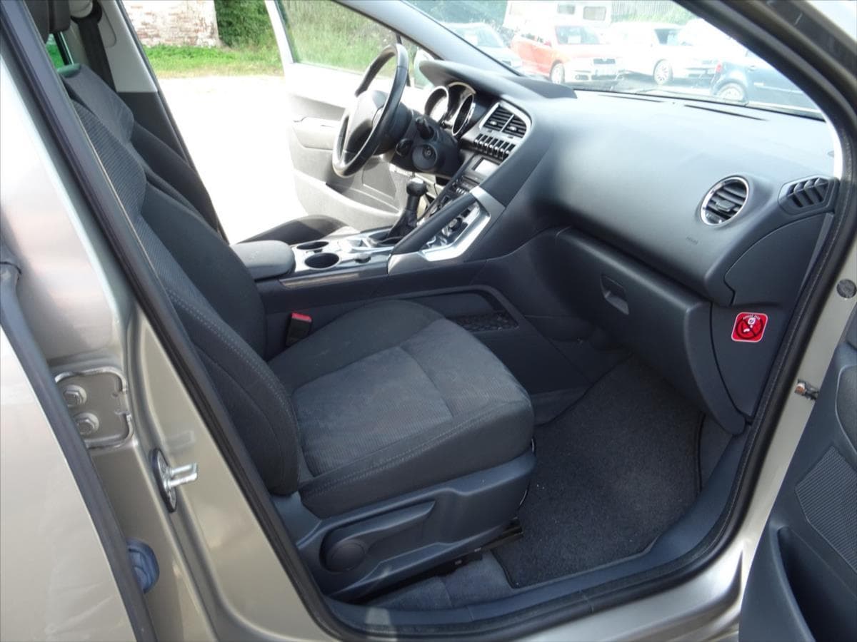 2009 Peugeot 3008 - 13