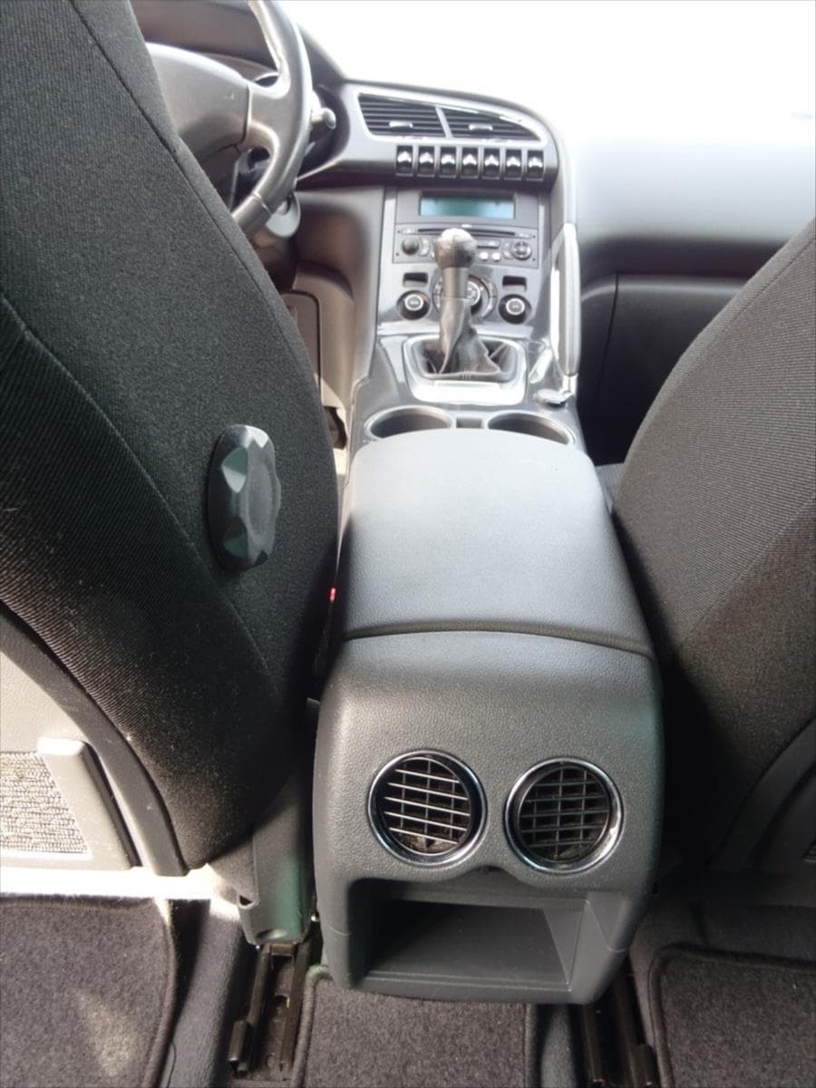 2009 Peugeot 3008 - 12