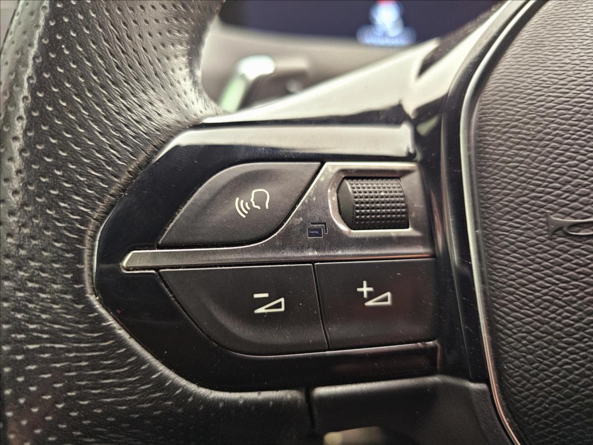 2018 Peugeot 3008 - 15