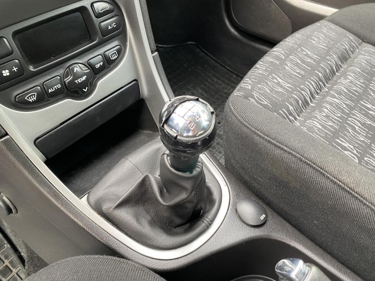 2004 Peugeot 307 - 15