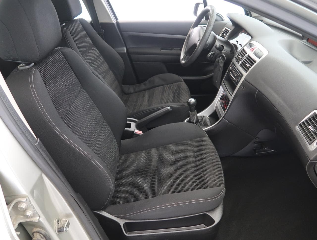 2008 Peugeot 307 - 23