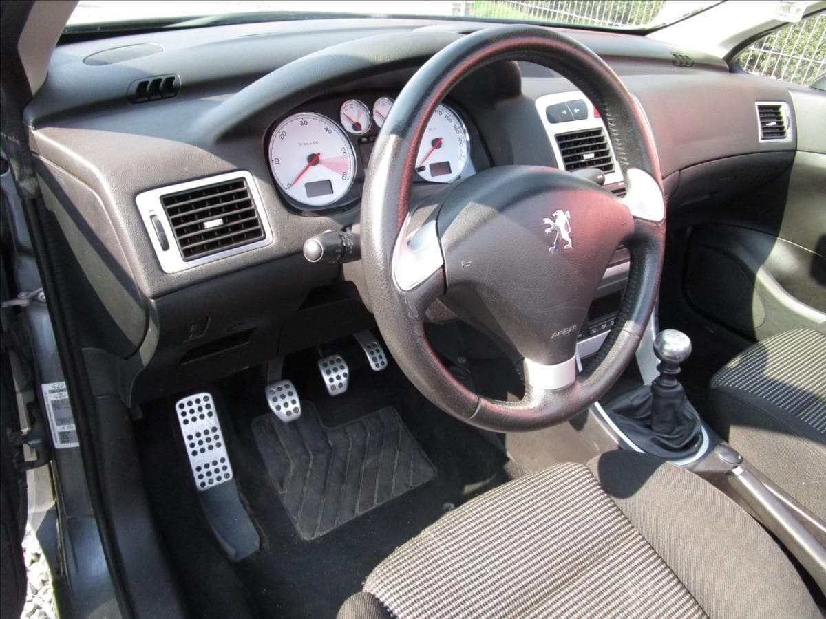 2008 Peugeot 307 - 19