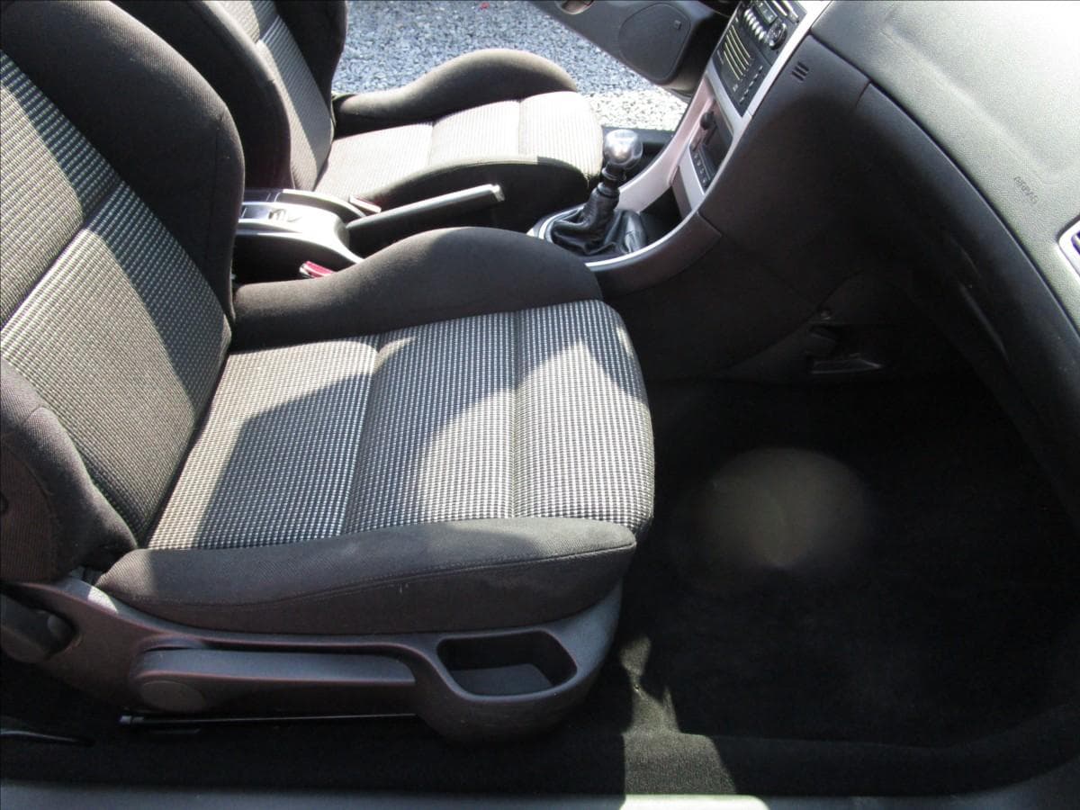 2008 Peugeot 307 - 31