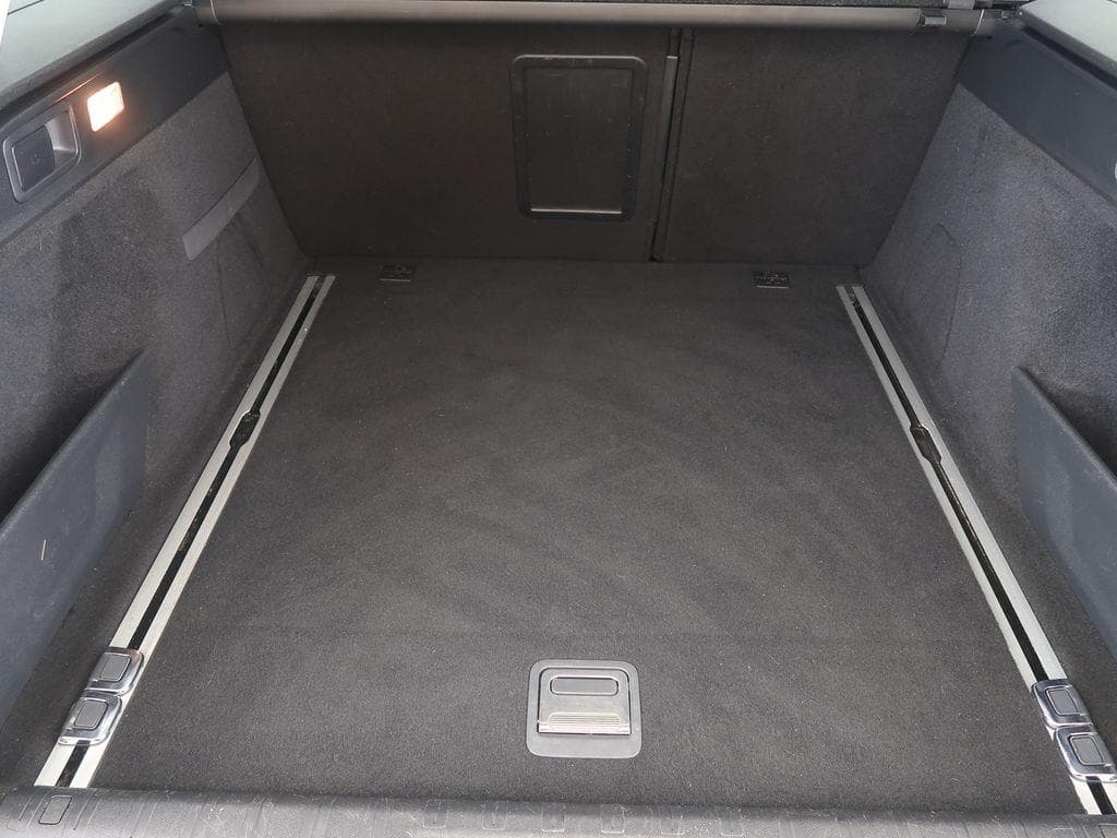 2014 Peugeot 308 - 11