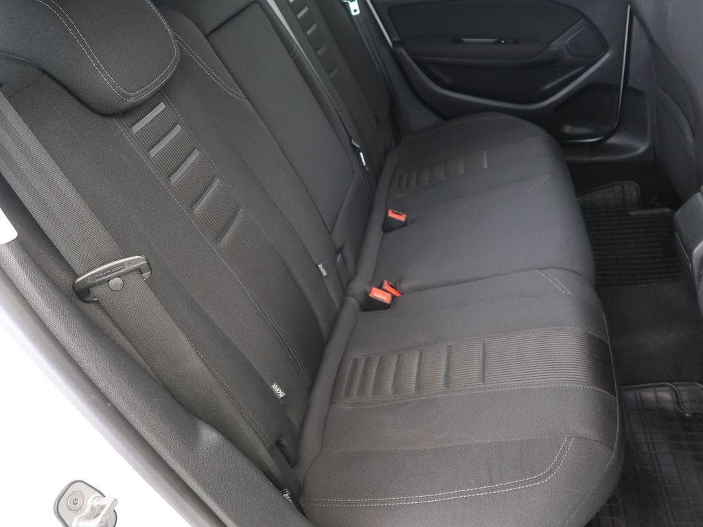 2014 Peugeot 308 - 12