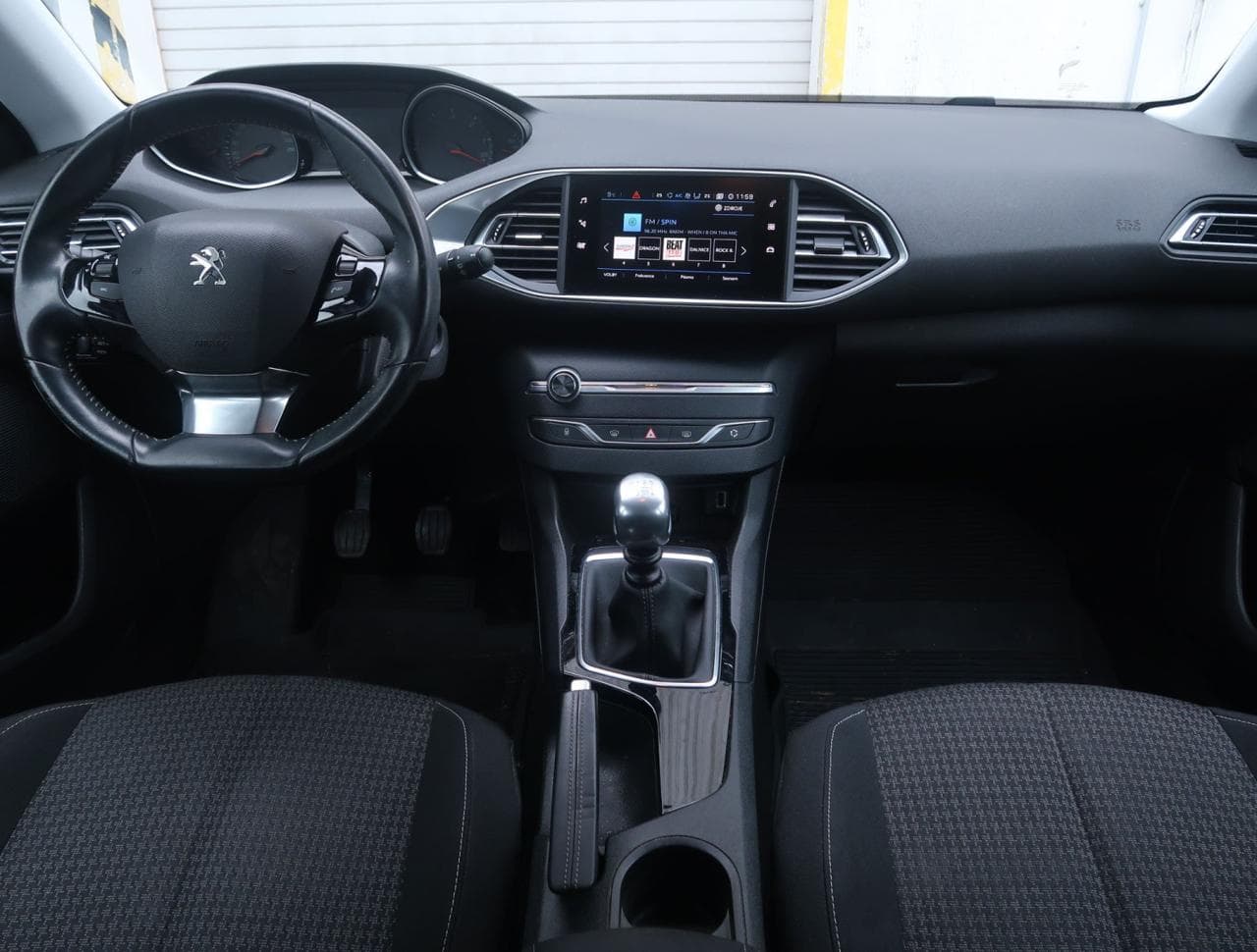 2019 Peugeot 308 - 10