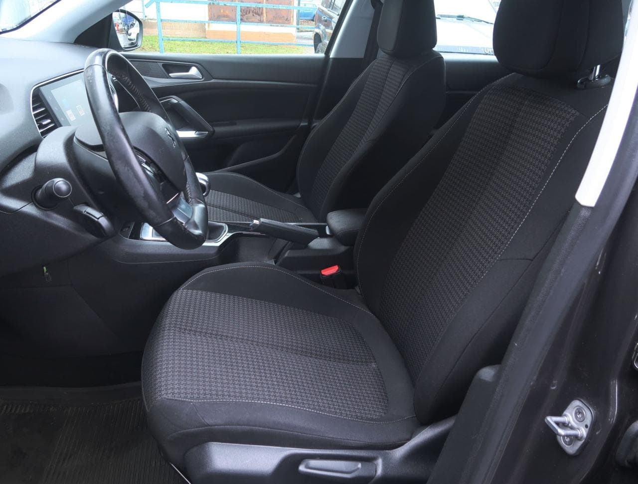 2019 Peugeot 308 - 16