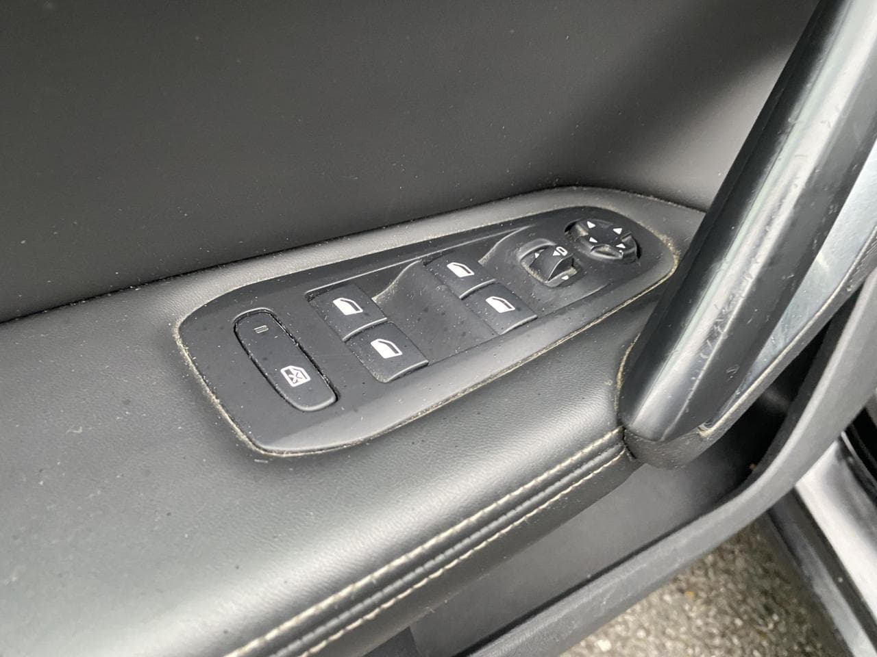 2016 Peugeot 308 - 13