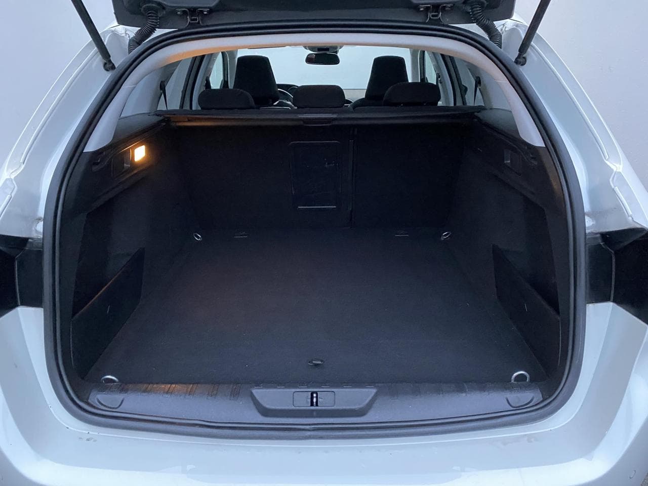 2019 Peugeot 308 - 7
