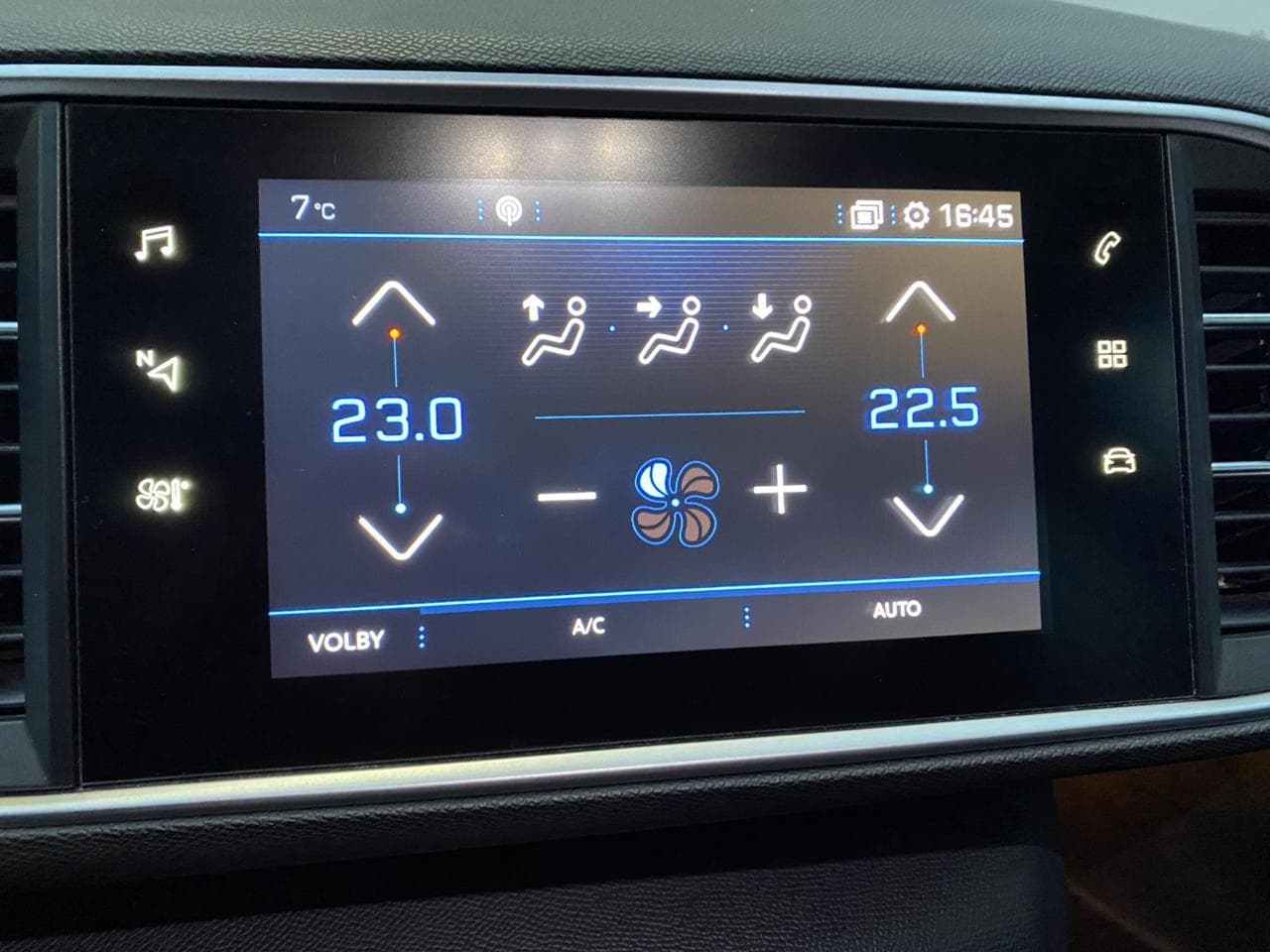 2019 Peugeot 308 - 15