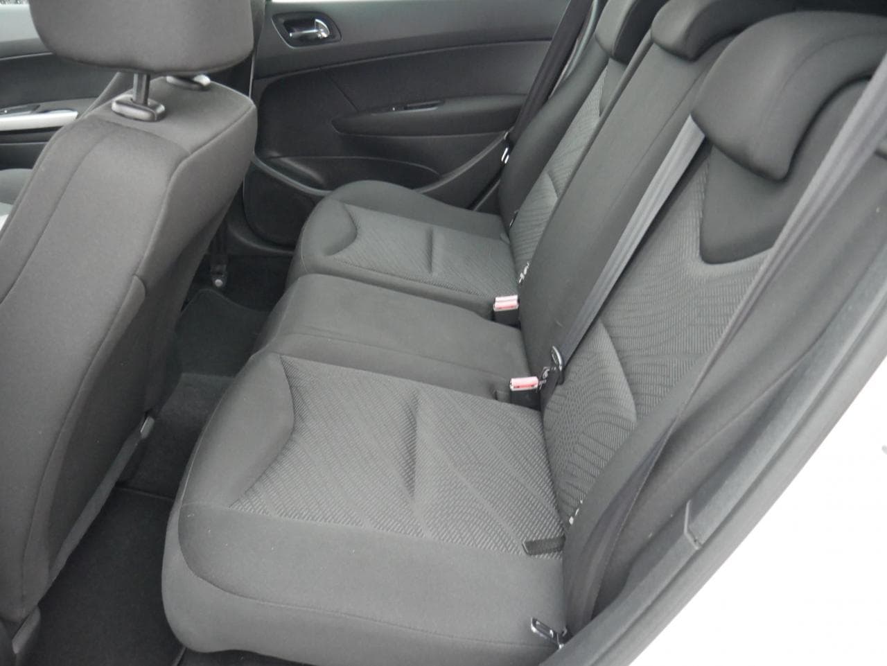 2013 Peugeot 308 - 10