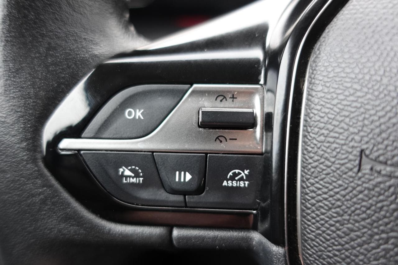 2022 Peugeot 308 - 15