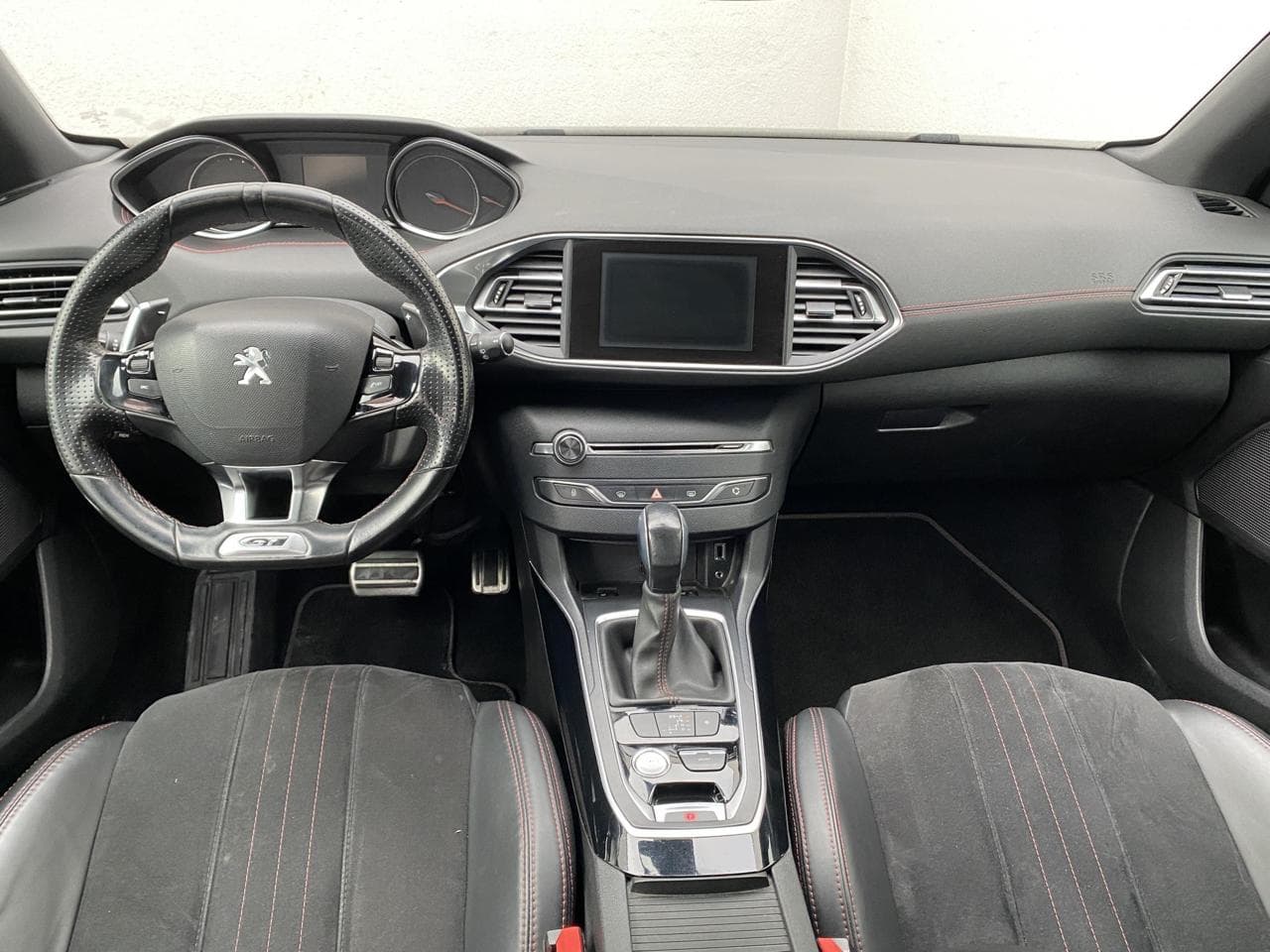 2016 Peugeot 308 - 8