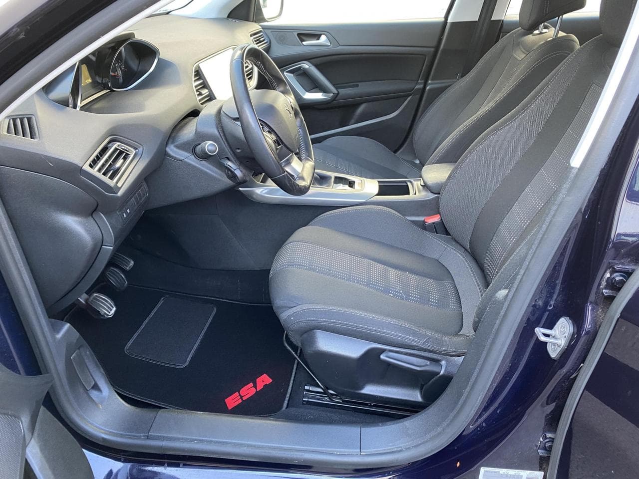 2015 Peugeot 308 - 9