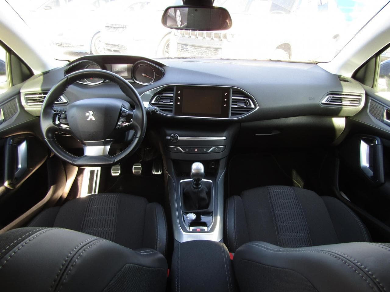 2017 Peugeot 308 - 4