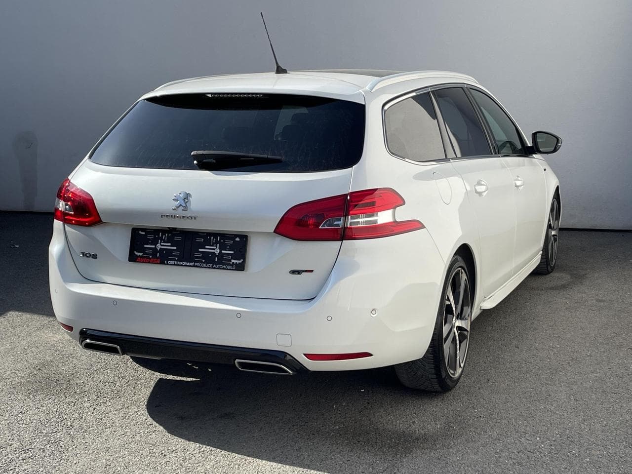 2017 Peugeot 308 - 4
