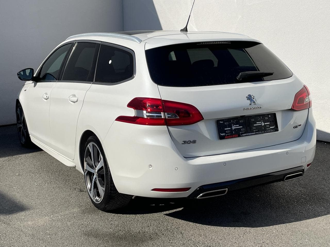 2017 Peugeot 308 - 6