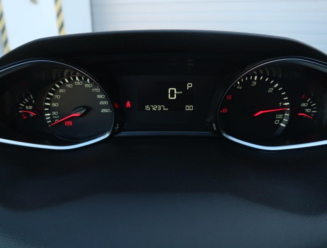 2019 Peugeot 308 - 17