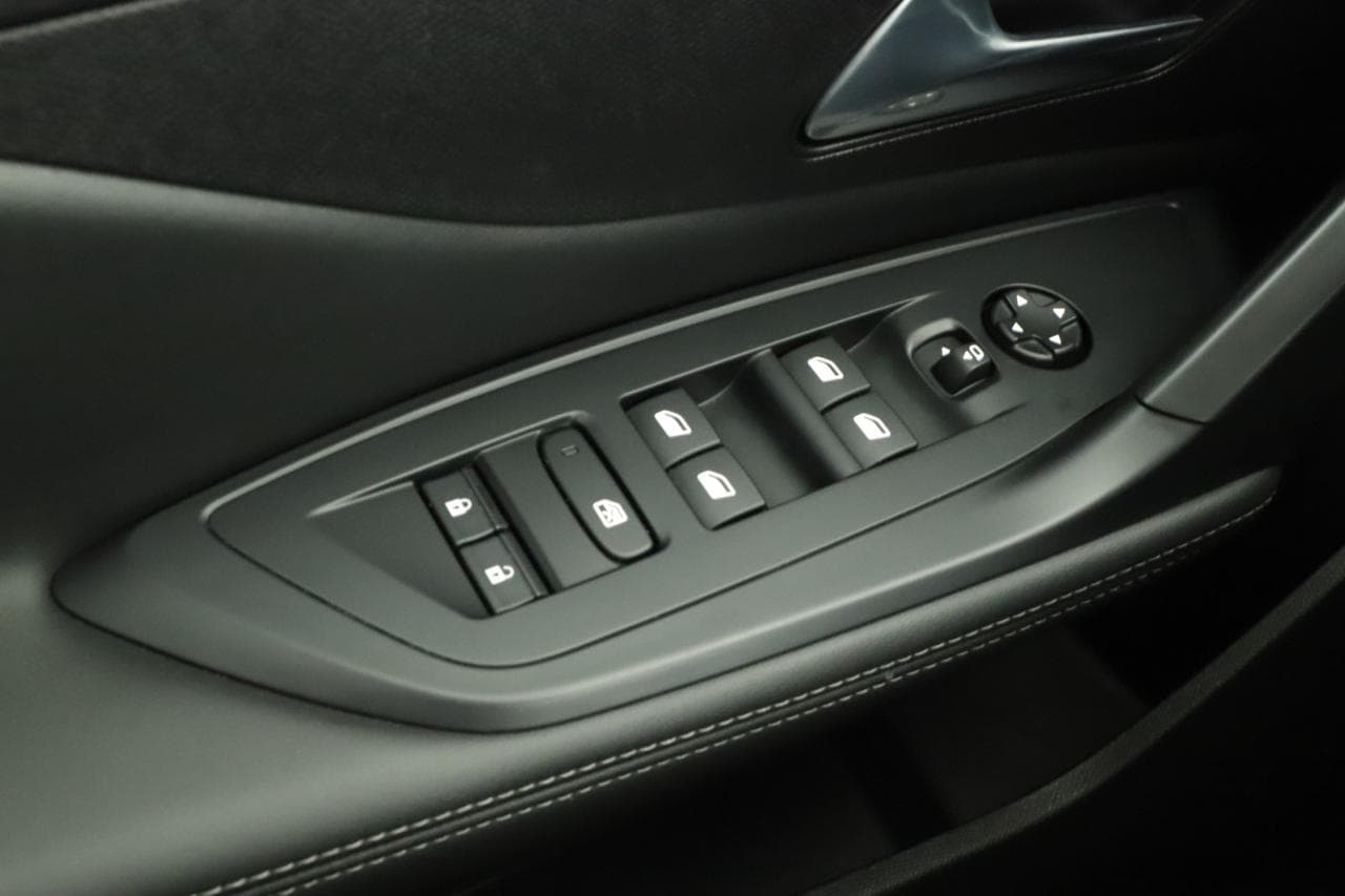 2023 Peugeot 308 - 17