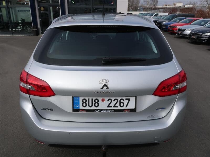2016 Peugeot 308 - 8