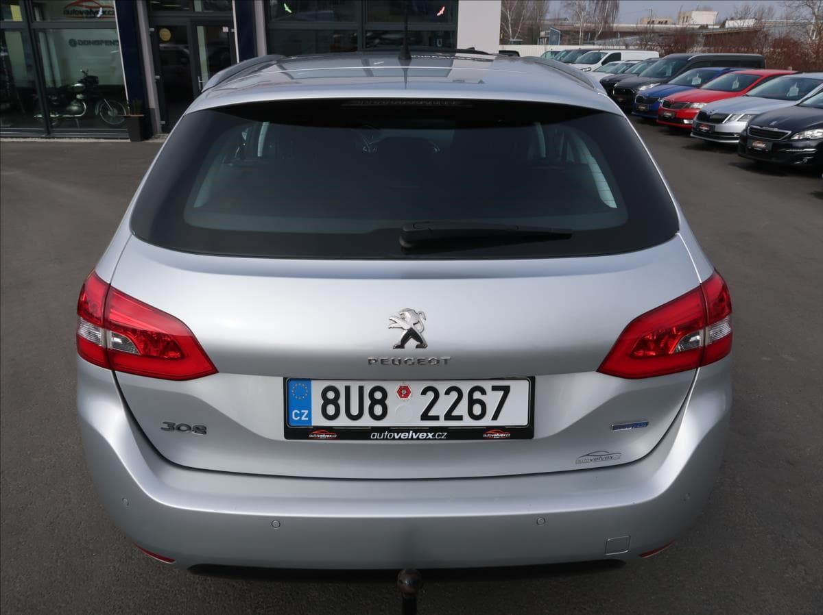 2016 Peugeot 308 - 8