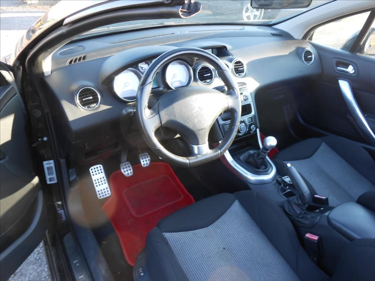 2009 Peugeot 308 - 8