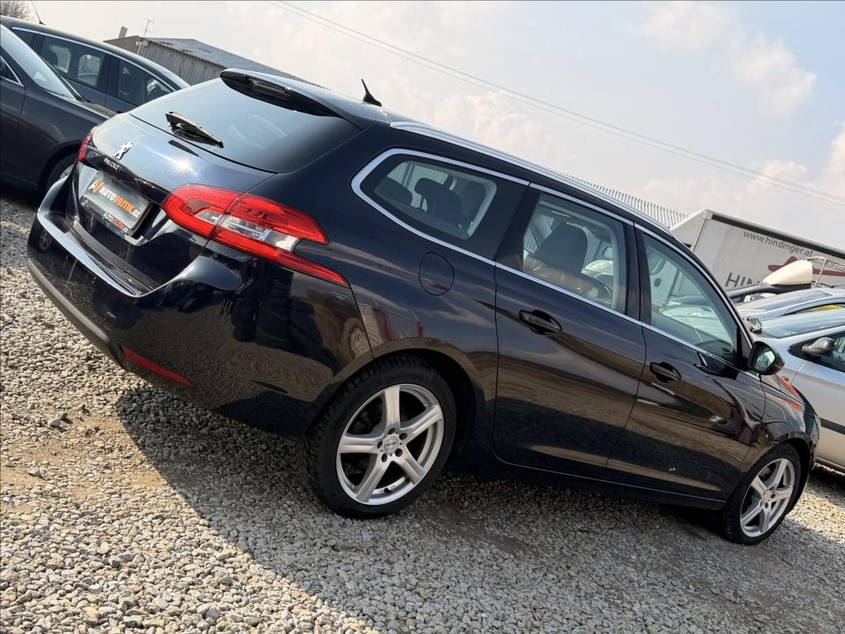 2015 Peugeot 308 - 5