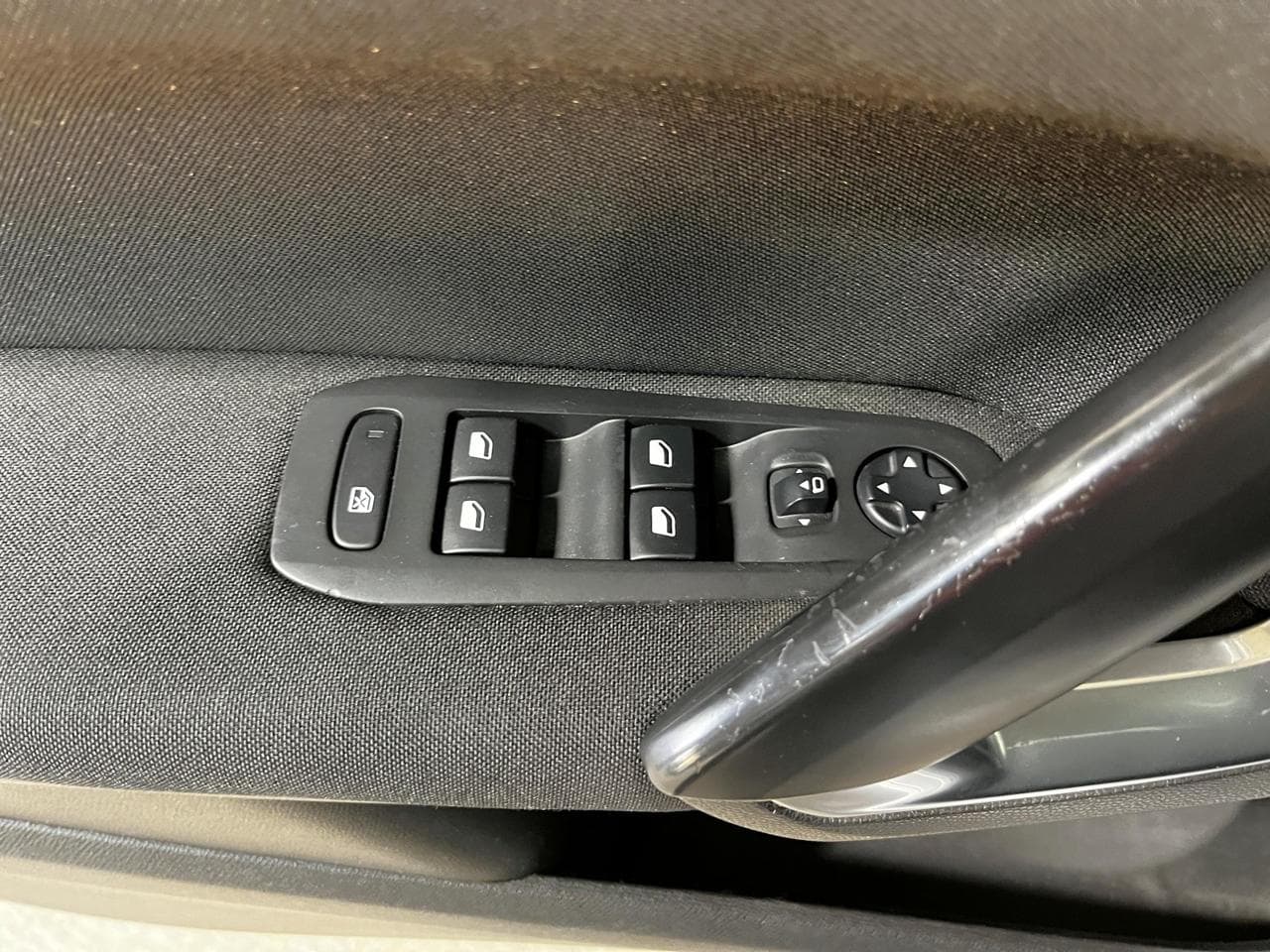 2017 Peugeot 308 - 12